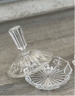 Verrerie décorative type Flacon de parfum ou repose bijou