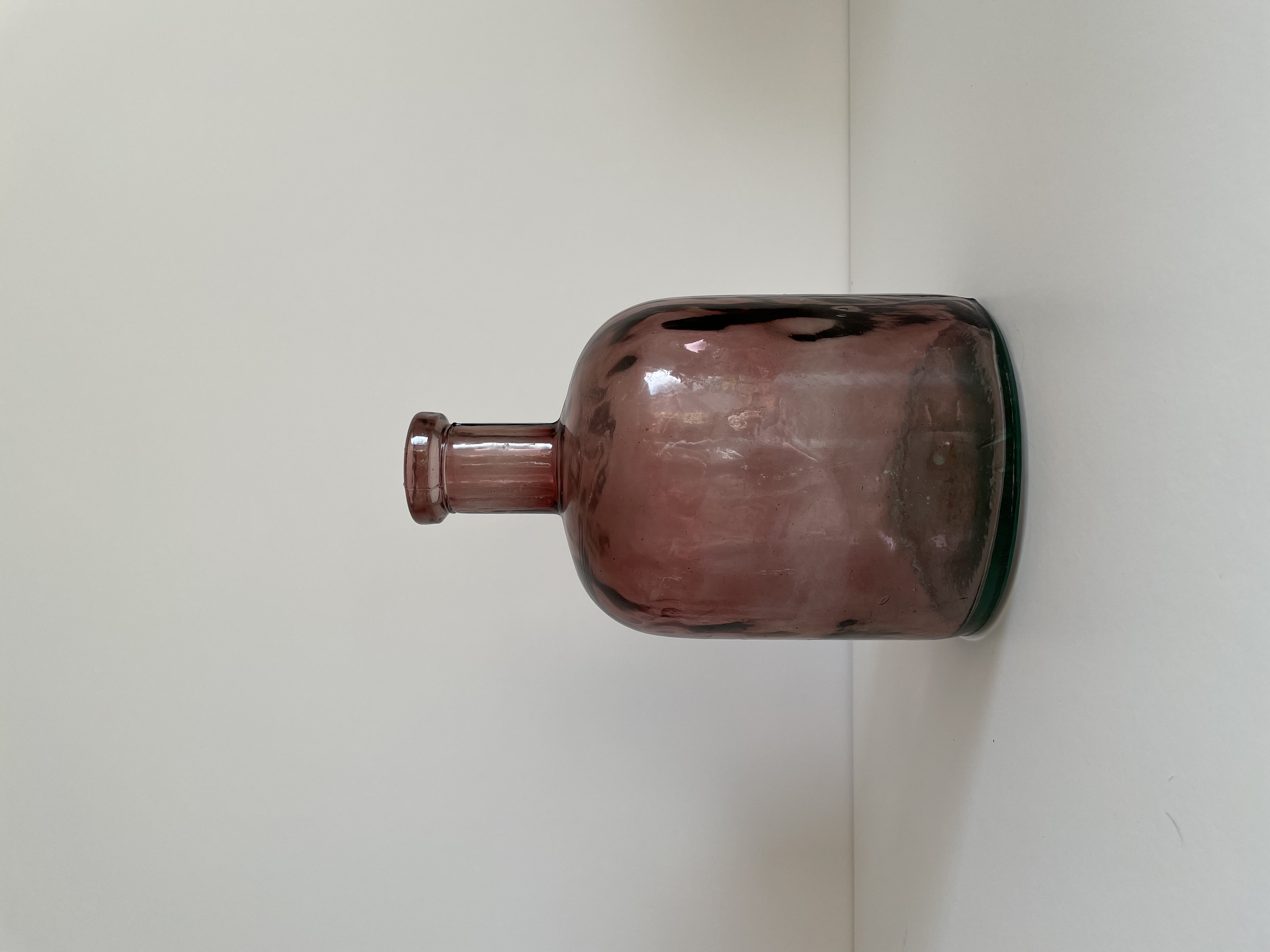 Vase pourpre