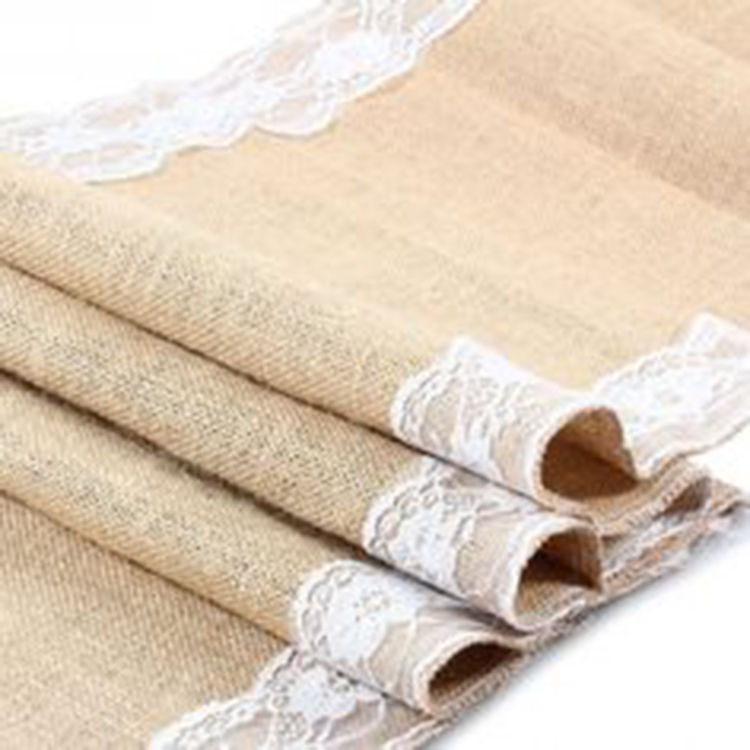 chemin de table jute et dentelle
