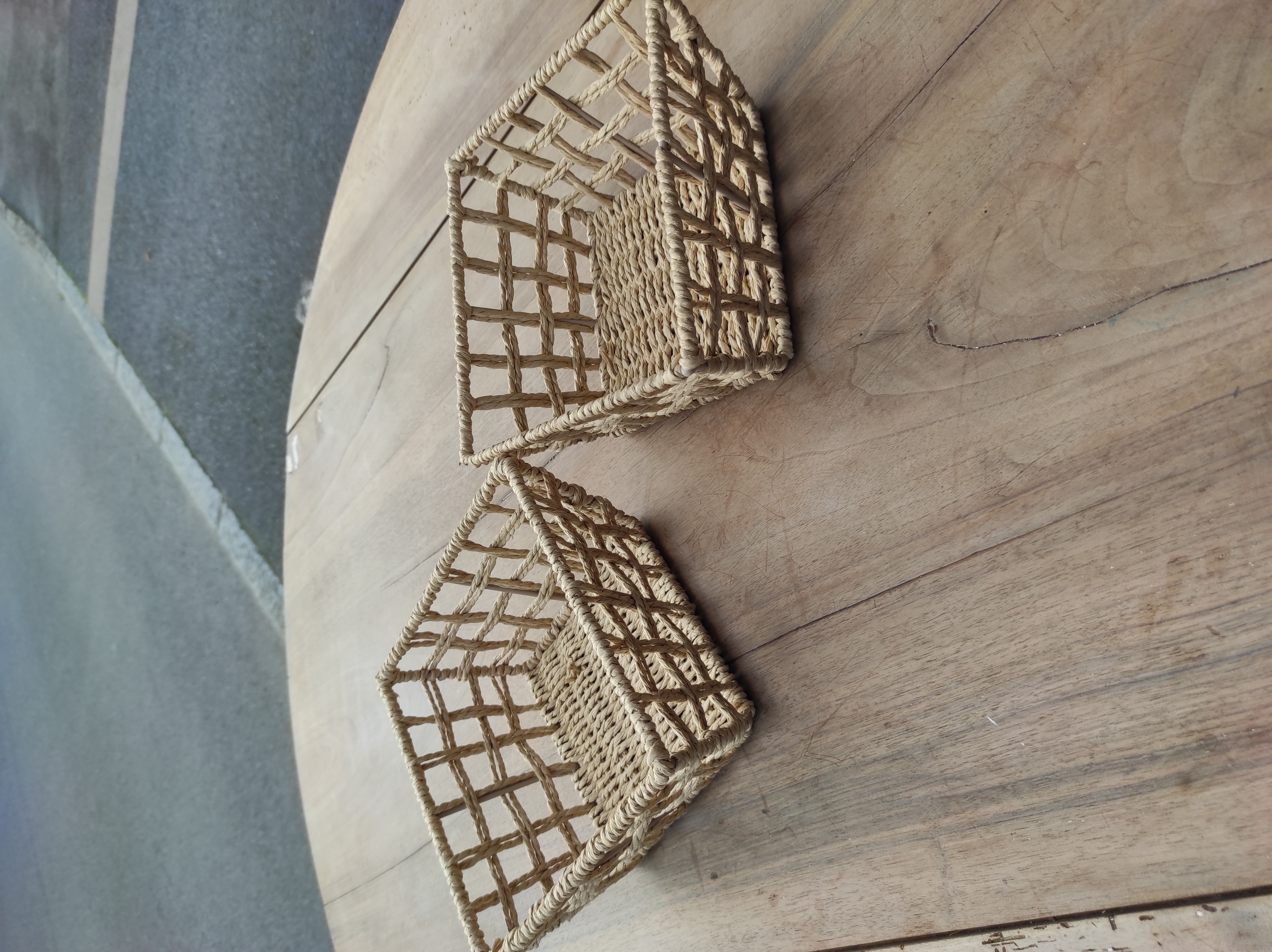 Panier carré ajouré