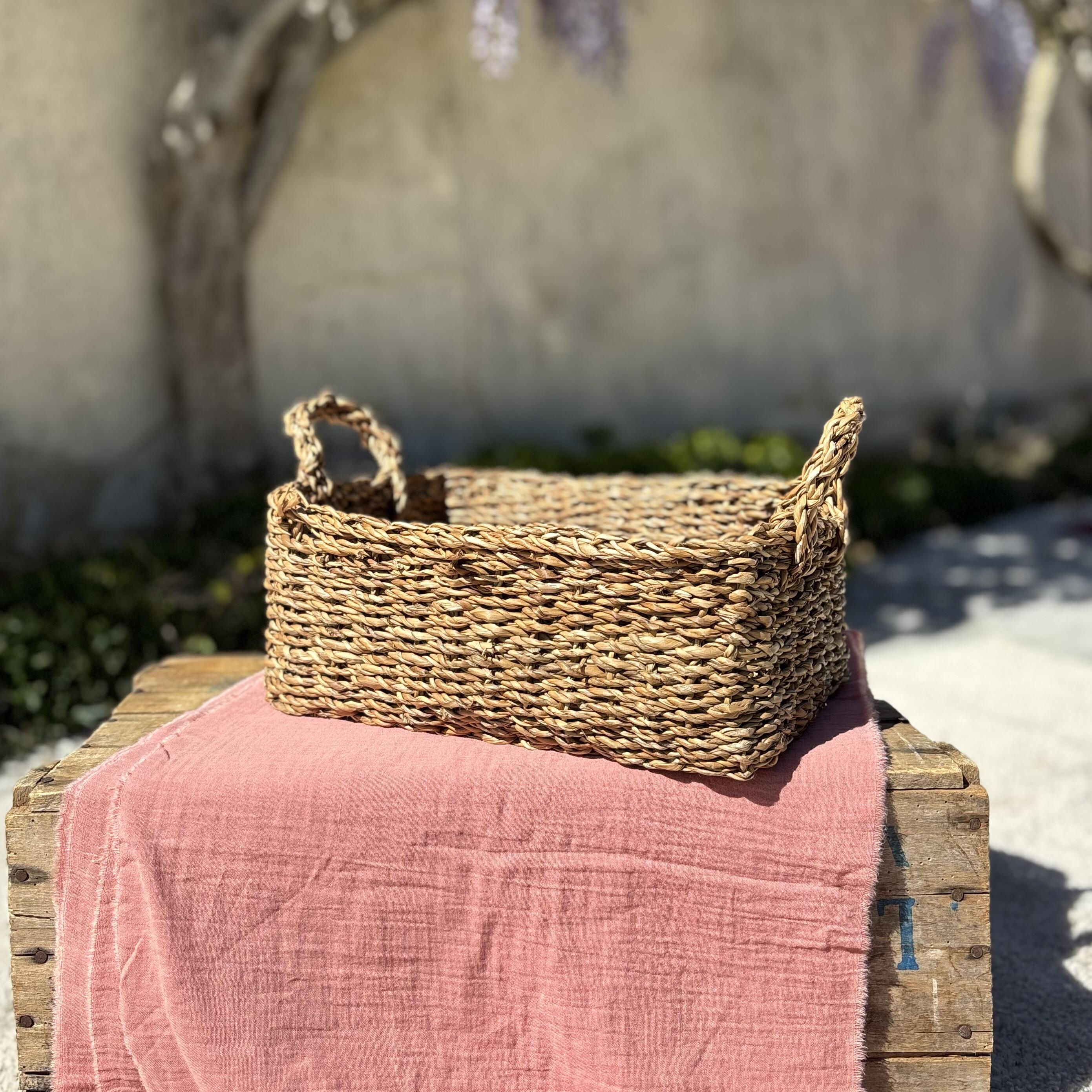 Panier rectangulaire avec anses