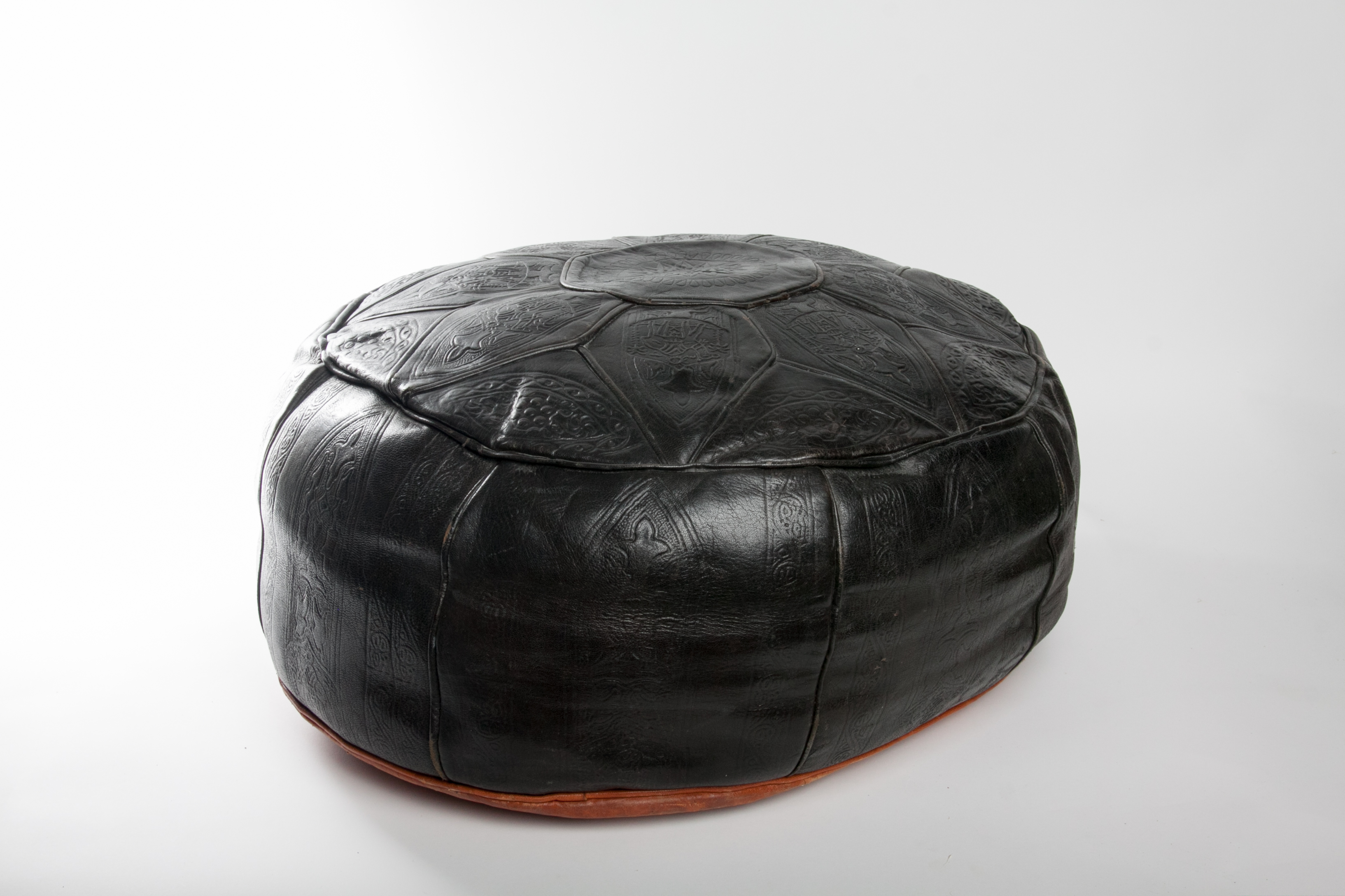 Coussin de sol cuir