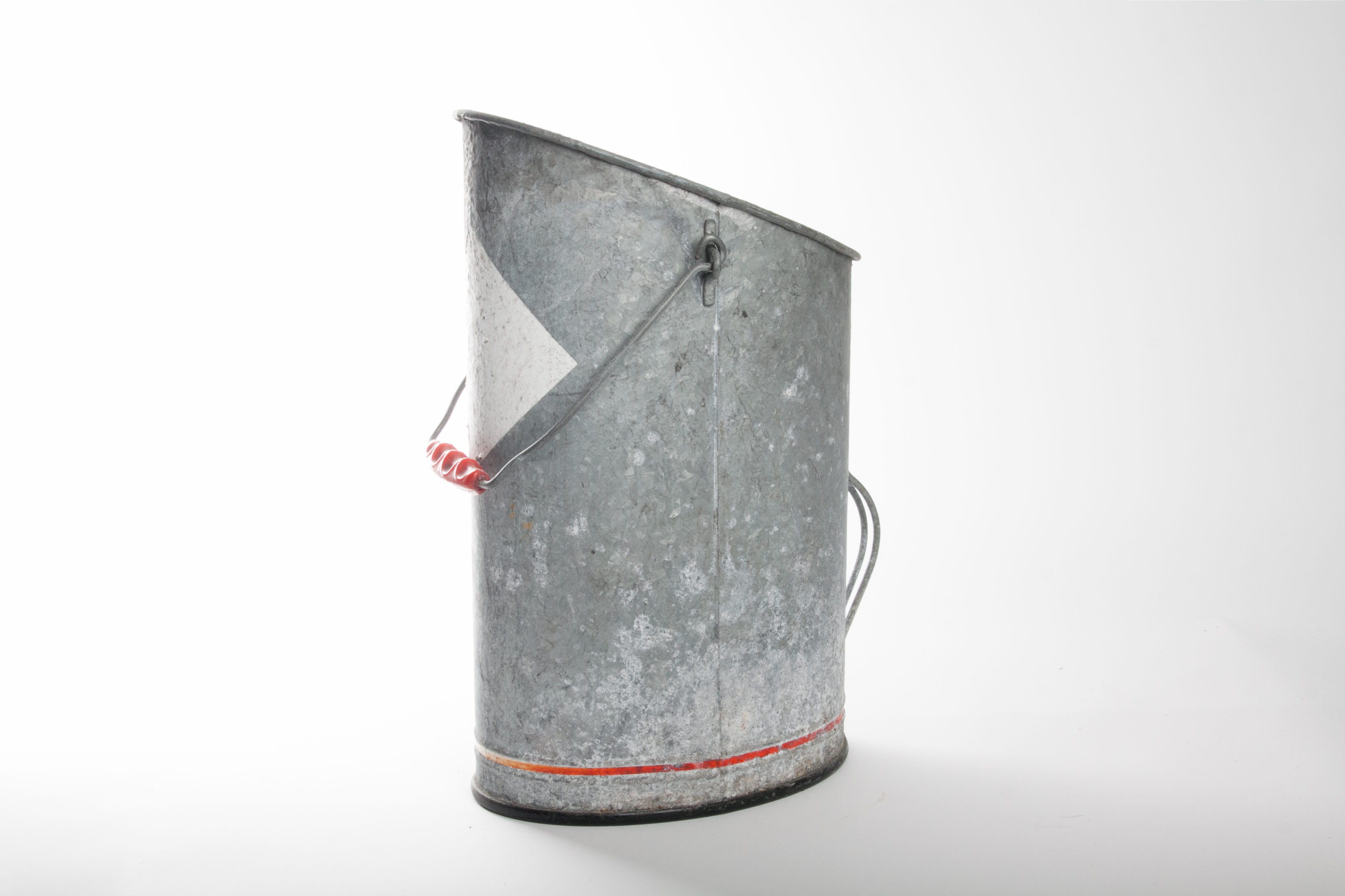 Pot à cendre