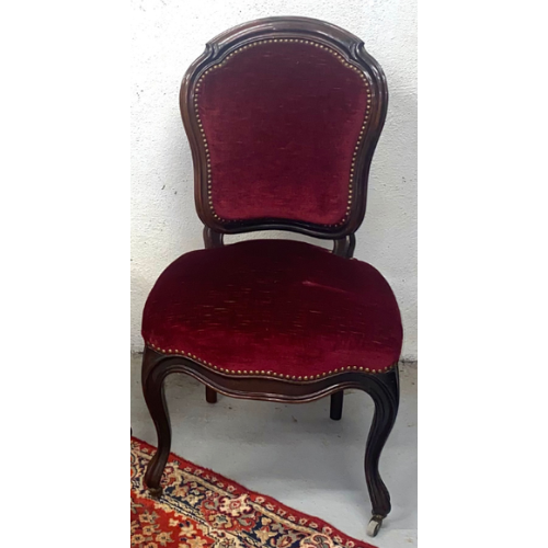 chaise rouge