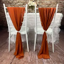 Noeud de chaise en mousseline terracotta