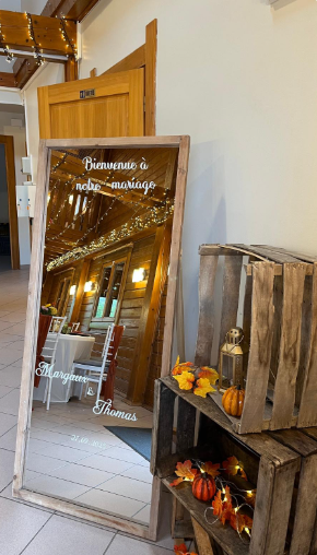 Miroir pied bois