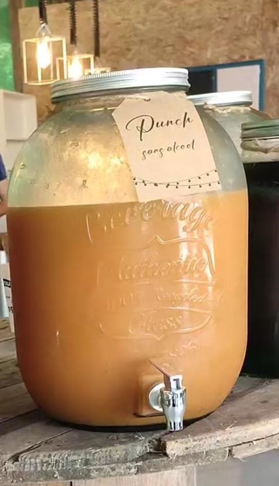 Bonbonnes à jus